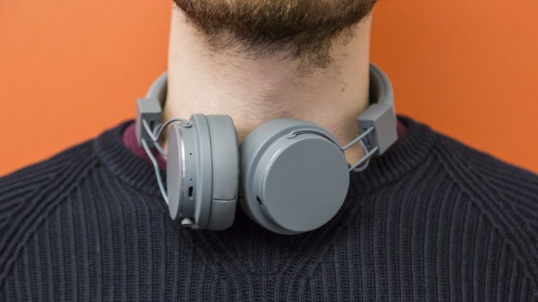 UrbanEars Plattan 2 Bluetooth headphones evaluate