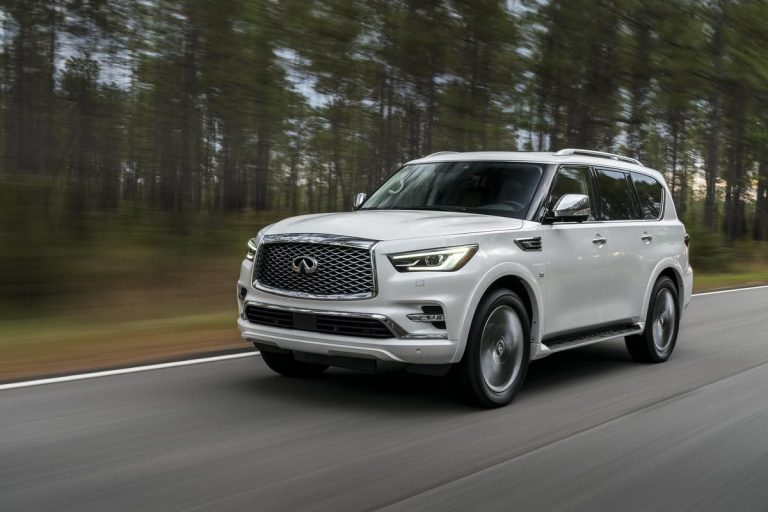 The brand new Infiniti QX80 wraps a daring new look, however the modifications inside are extra delicate