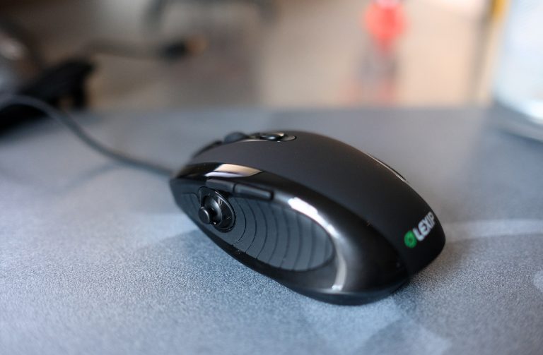 Lexip’s joystick-mouse combo is a strange but promising hybrid