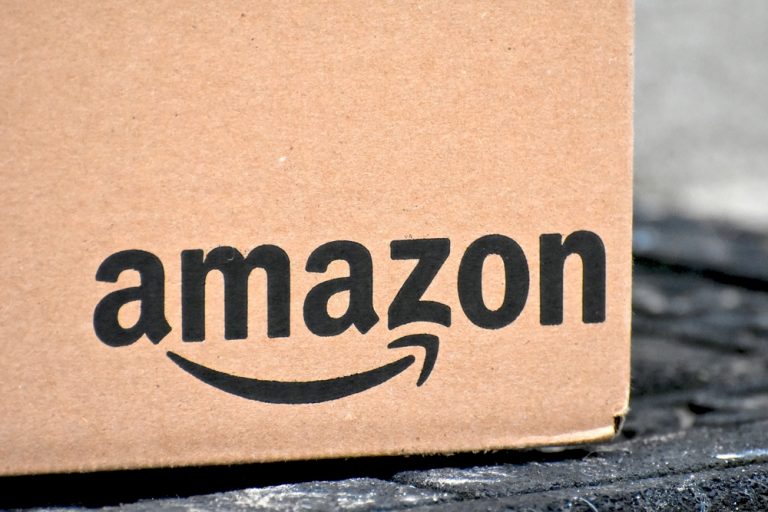 Amazon shipped over 5 billion items with Prime in 2017