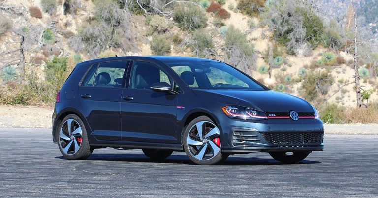 2018 Volkswagen Golf GTI Review: The daily-driver hot hatch
