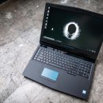 alienware-17-r5-open-100761756-large.3×2.jpg