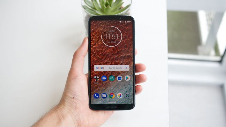 Moto Z3 Play hands on review