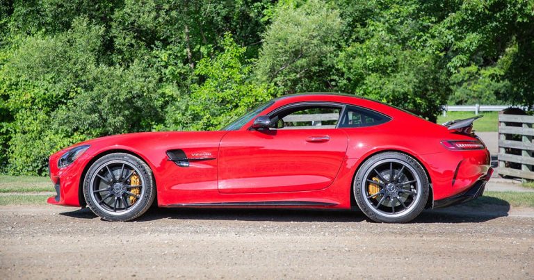 2018 Mercedes-AMG GT R review: Bringing a gun to a knife fight