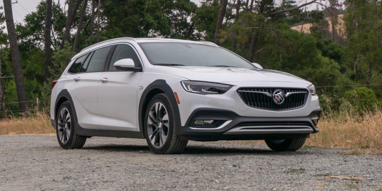 2018 Buick Regal TourX review: Stylish and solid, but not a great value