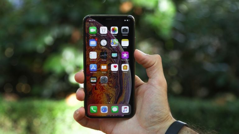 iPhone XS Max review | TechSwitch