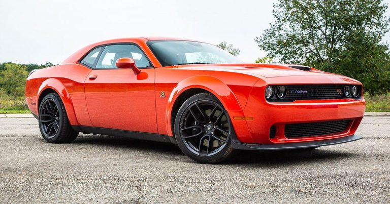 2019 Dodge Challenger R/T Scat Pack review: Brash and better than ever