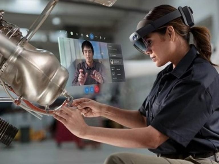 Microsoft HoloLens 2: Everything developers and IT pros need to know