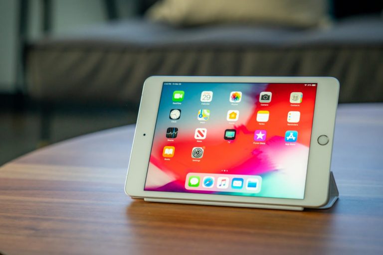 iPad mini (2019) review: Petite, portable power