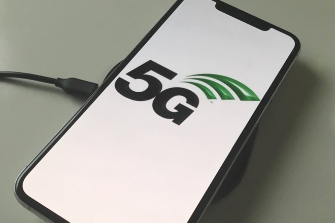 What are 5G and mmWave, and when will you be able to realistically use them?