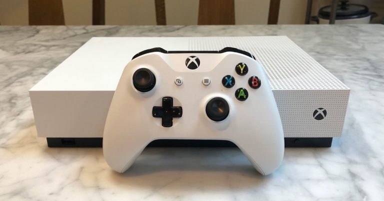 The Xbox One S All-Digital Edition is too expensive to justify losing discs