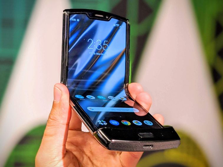 Don’t buy the new Razr just yet. At least wait until you see the Galaxy Z Flip