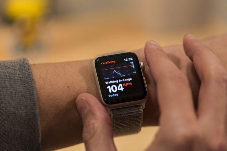 How your Apple, WearOS, and Fitbit smartwatch can help track your coronavirus symptoms