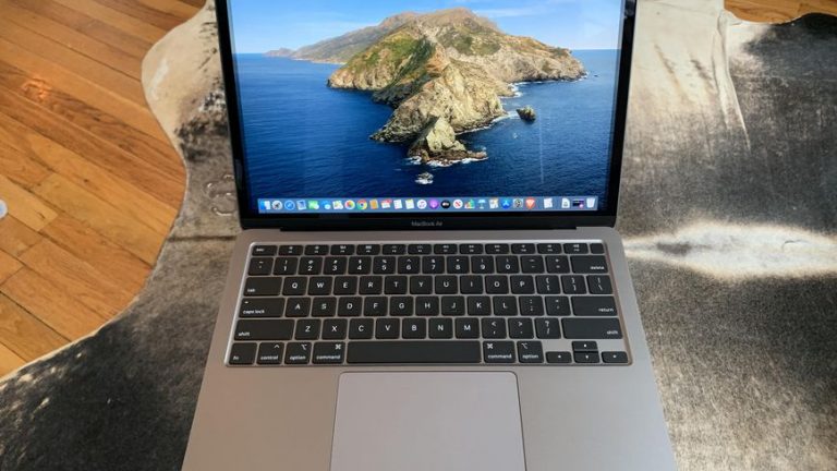 MacBook Air review: $999 again, but with a catch