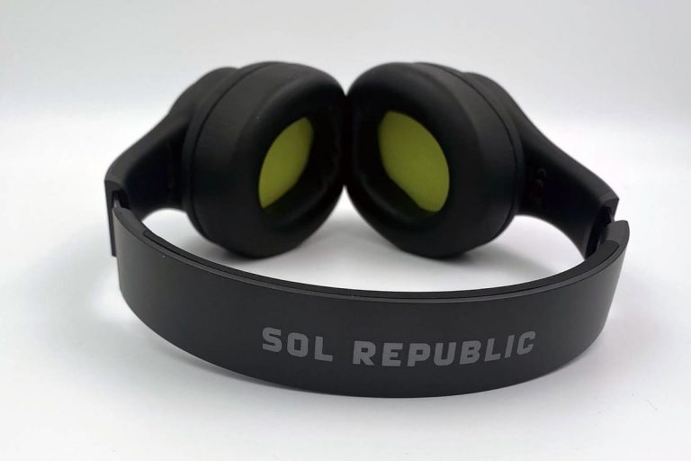 SOL Republic Soundtrack Pro ANC headphone review: Good-enough features and performance for the price