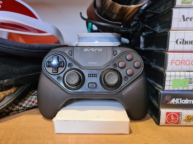 Astro C40 Gaming Controller Review | TechSwitch