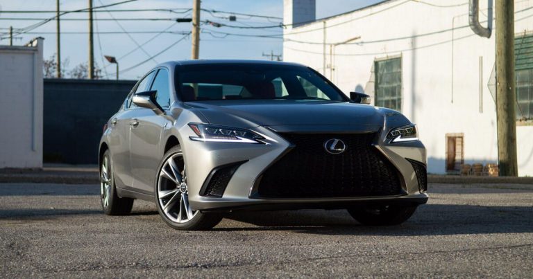 2020 Lexus ES 350 F Sport review: Aiming younger