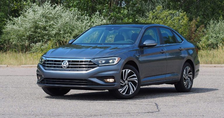 2020 Volkswagen Jetta review: Spacious and mature, but hardly exciting