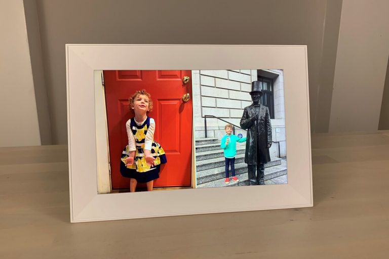 Aura Carver review: This landscape-only photo frame automatically pairs portrait images