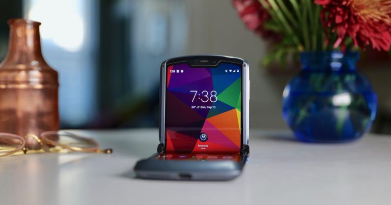 Motorola Razr review: With updated specs and 5G, this is what we needed in February