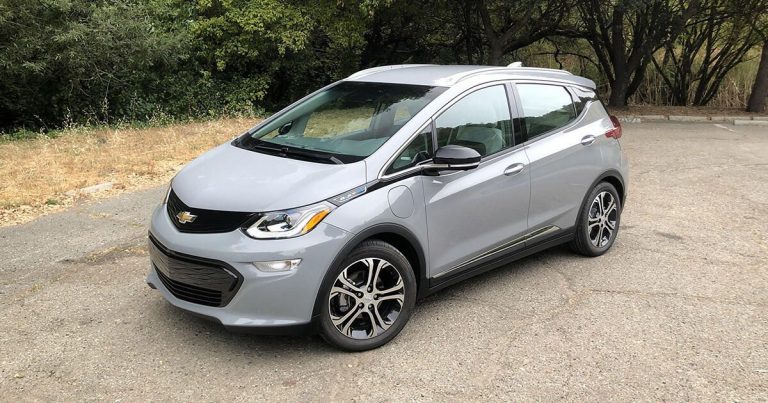 2020 Chevy Bolt review: A good EV that’s showing its age