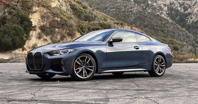 2021 BMW M440i xDrive review: Stuck in the middle with you