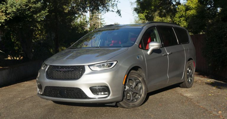 2021 Chrysler Pacifica Hybrid review: Practical plug-in