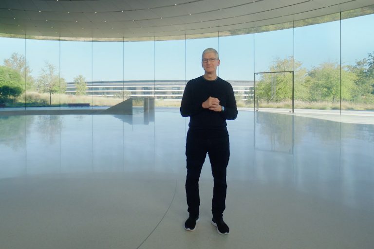 Apple takes big steps to boost diversity in tech