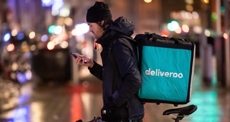 Deliveroo drags on the LSE at £3.31, down 15% on its £3.90 pricing; closes down 44% on debut at £2.87 – TechSwitch