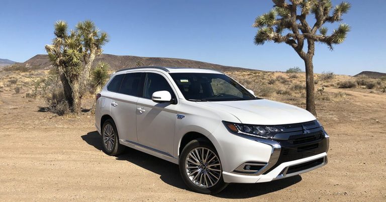 The 2021 Mitsubishi Outlander plug-in hybrid remains a tough sell