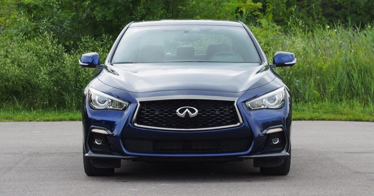 2021 Infiniti Q50 is great to look at, but not to drive