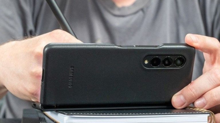 Best Samsung Galaxy Z Fold 3 cases 2022