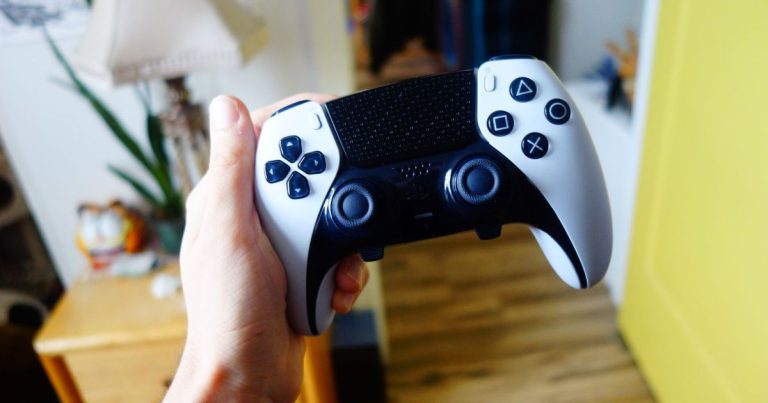 DualSense Edge review: luxurious PS5 controller comes at a cost | Digital Trends