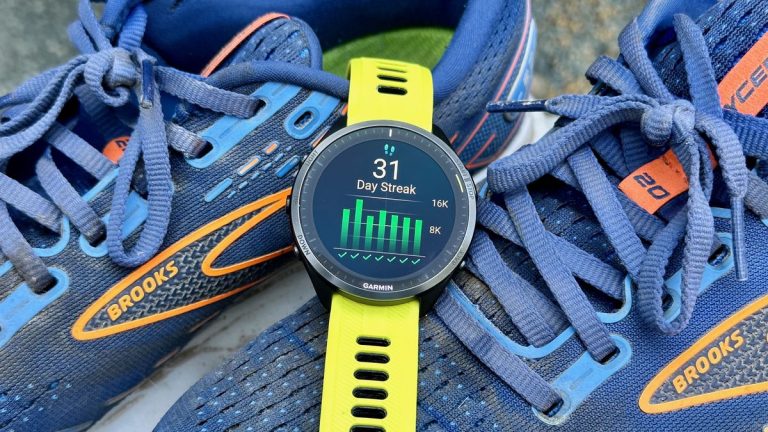 I walked 10,000 steps a day for a month. Here’s what happened