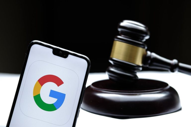 Gloves come off during day one of Google’s antitrust trial
