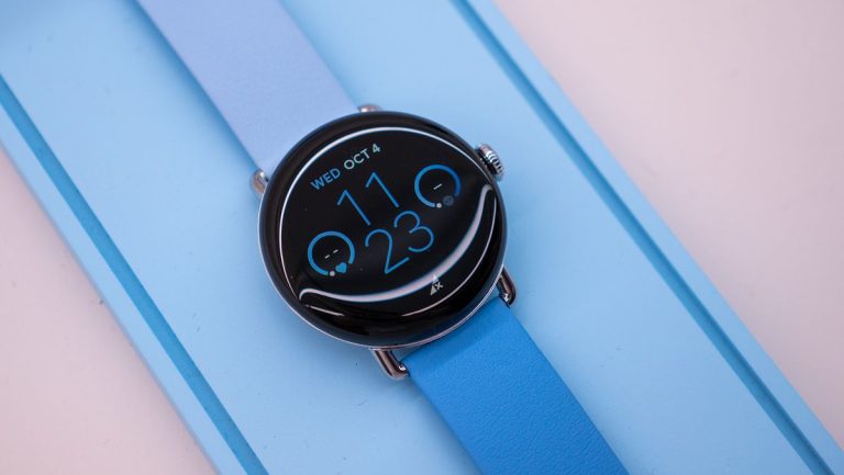The Pixel Watch 2 convinced me never to buy a first-gen product